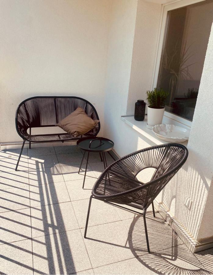 Feelslikehome - Traumhafte Zentrumsnahe Wohnung Mit Balkon&Parkplatz โบคุห์ม ภายนอก รูปภาพ